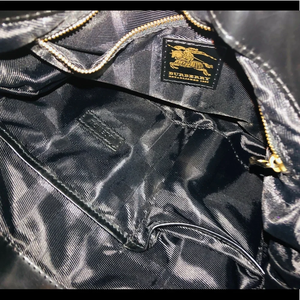 BURBERRY Nova Check Hobo Bag |Quilted Nylon|Authentic|Very Good‎ Condition
